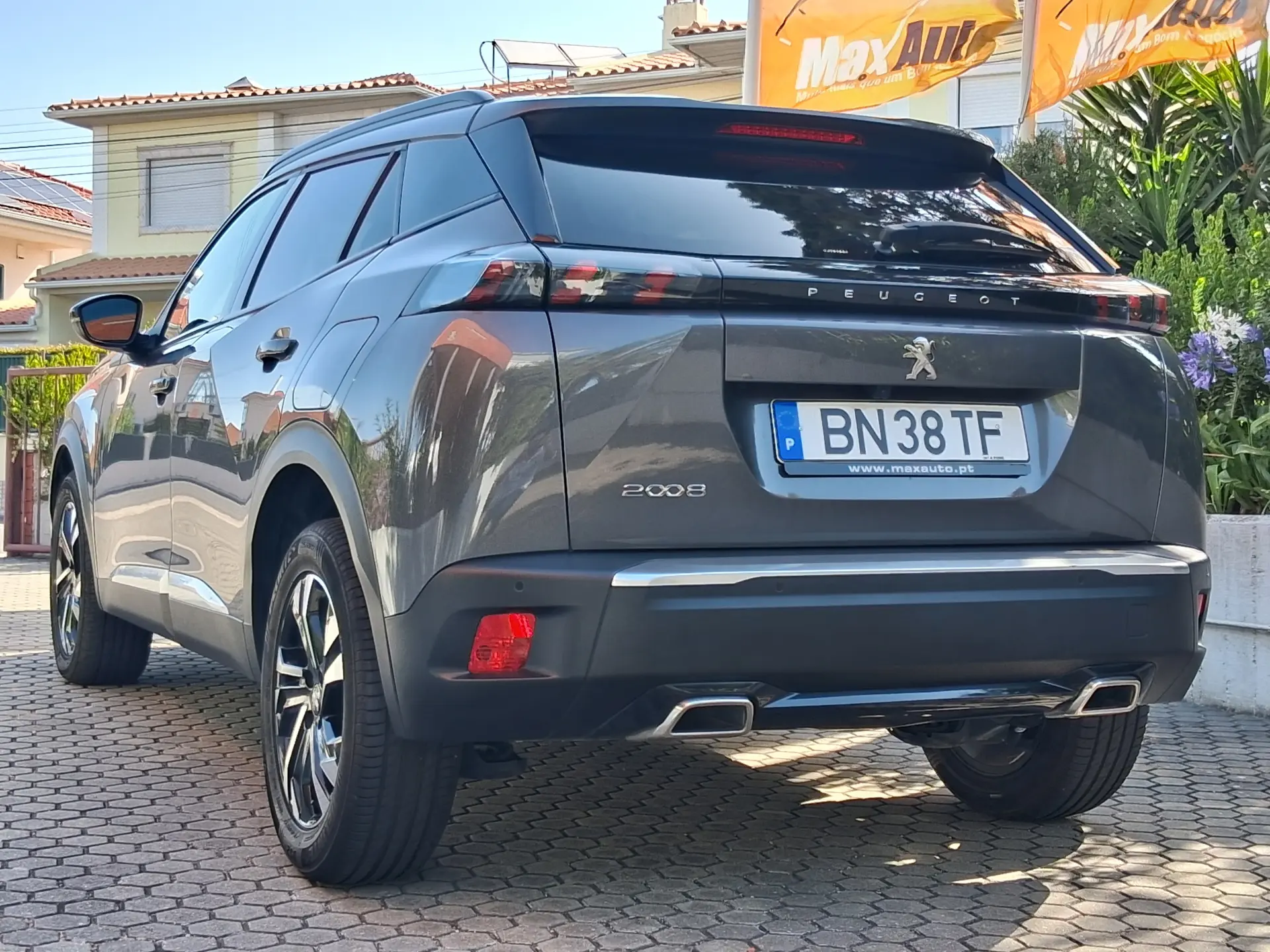 Peugeot 2008 1.2 PureTech Allure EAT8 20