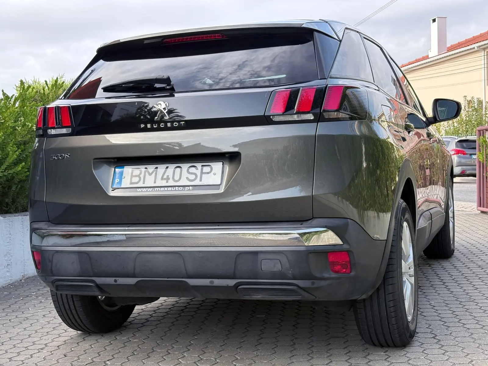 Peugeot 3008 1.2 PureTech Allure EAT8 20