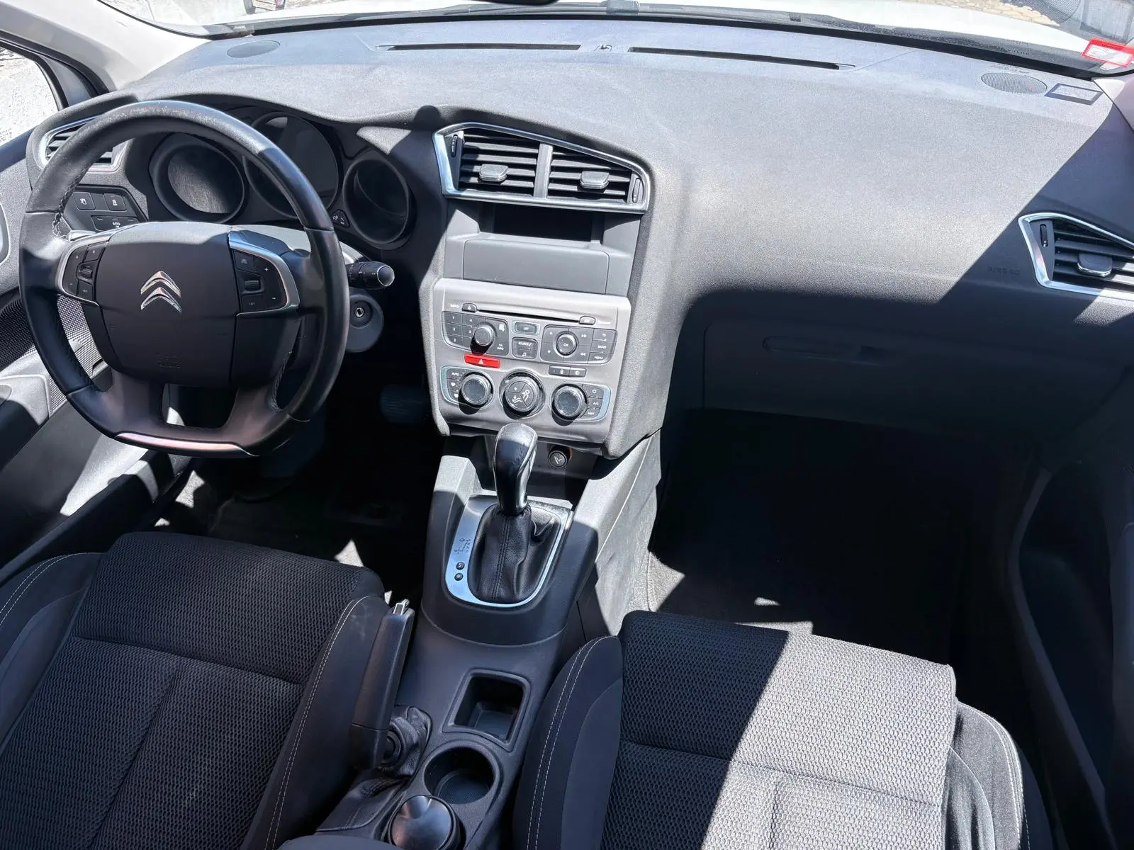 Citroen C4 1.6 BlueHDi Feel EAT6 30