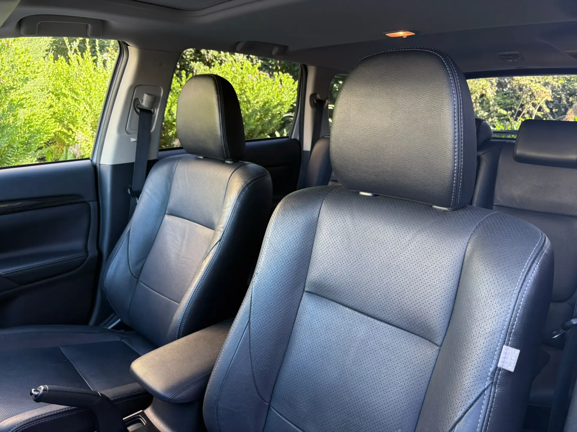 Mitsubishi Outlander 2.2 DI-D Instyle Navi 33
