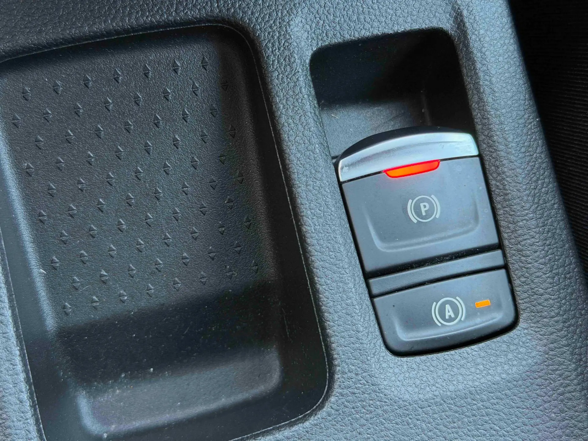 Renault Captur 1.0 TCe Exclusive 58