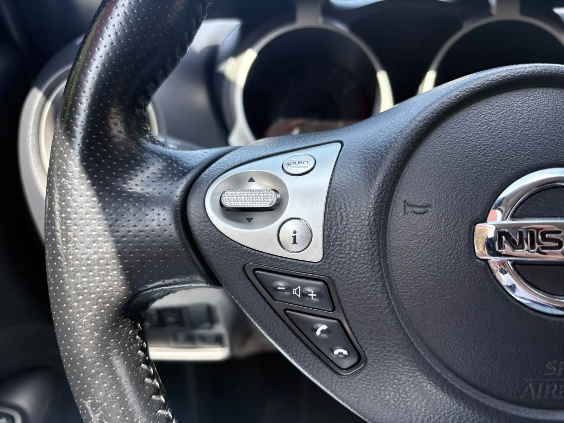 Nissan Juke 1.2 DIG-T Acenta Connect 38