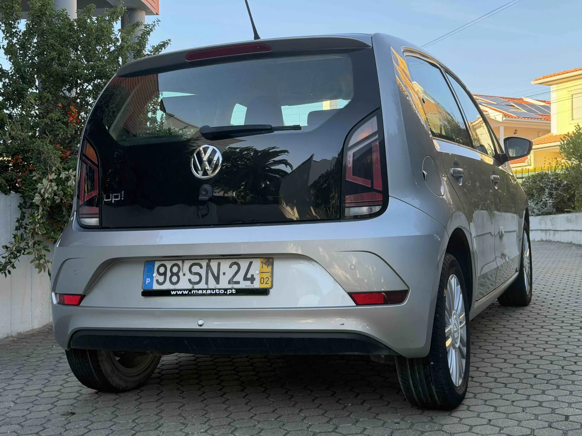 Volkswagen Up! 1.0 Move Auto 21