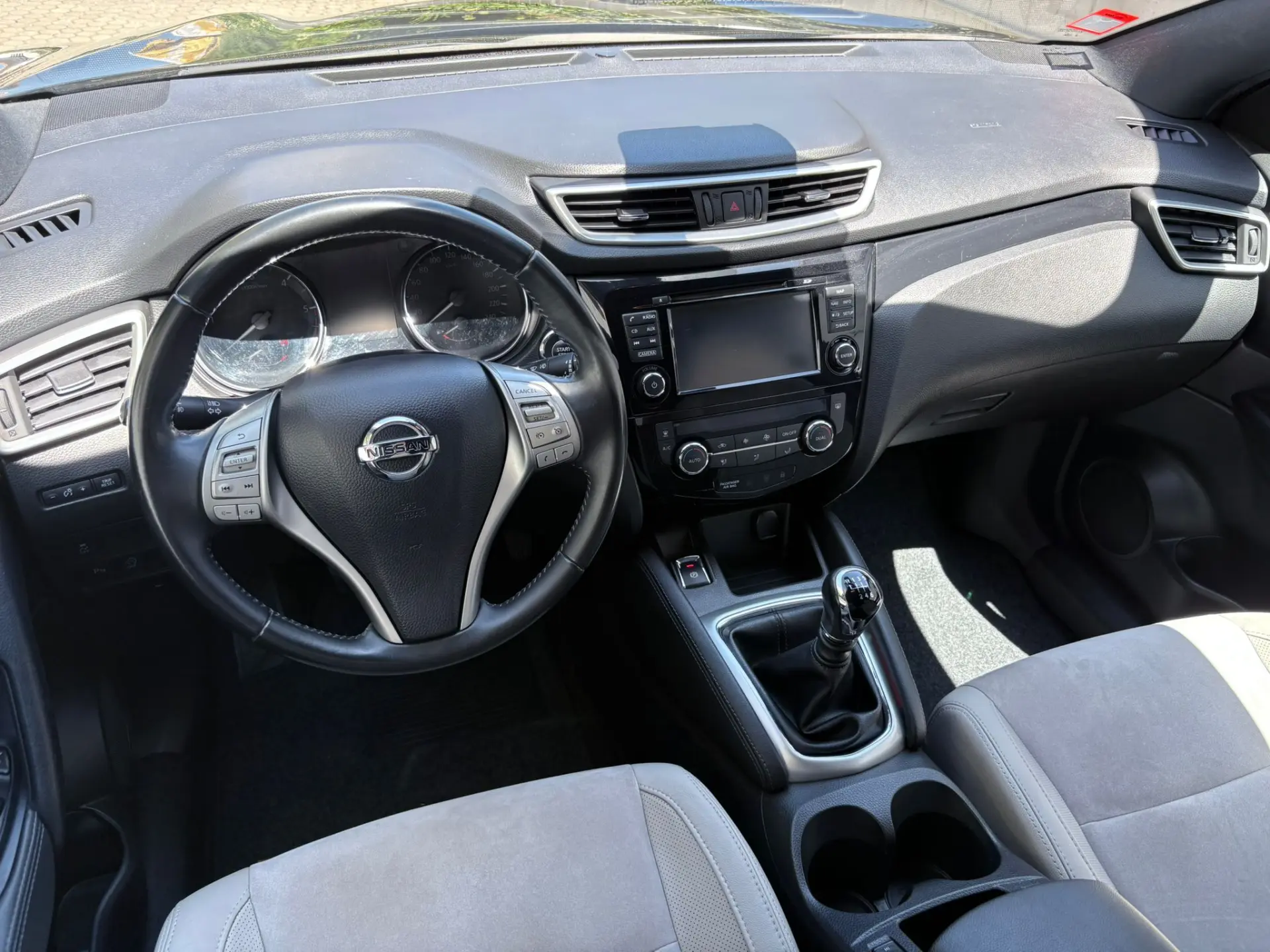 Nissan Qashqai 1.5 dCi Tekna Premium 17 Alcantara 26
