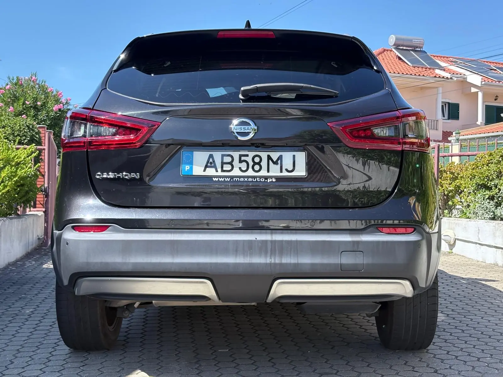 Nissan Qashqai 1.5 dCi N-Connecta J18 22