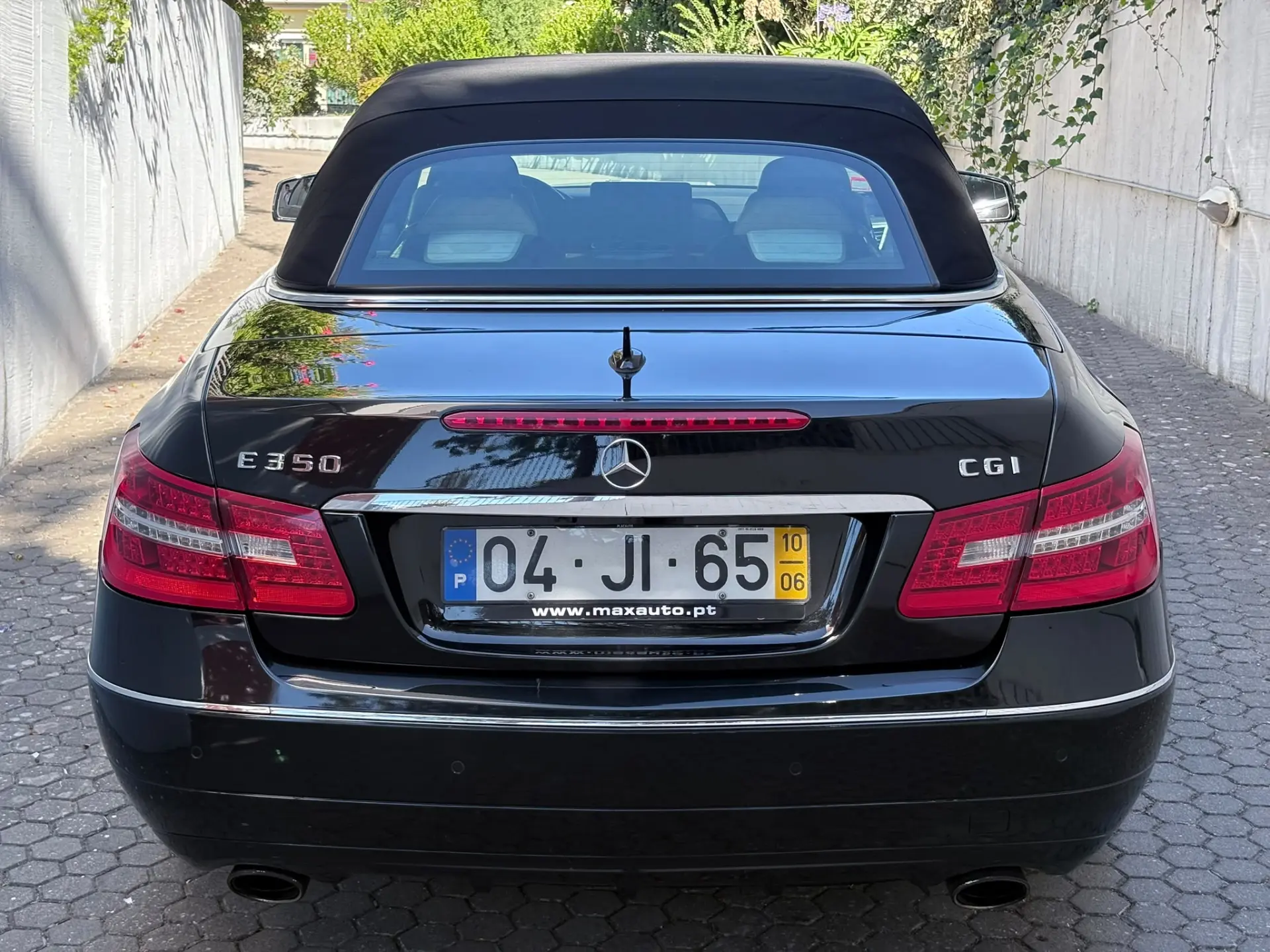 Mercedes-Benz E 350 CGi Avantgarde BlueEfficiency Auto 22