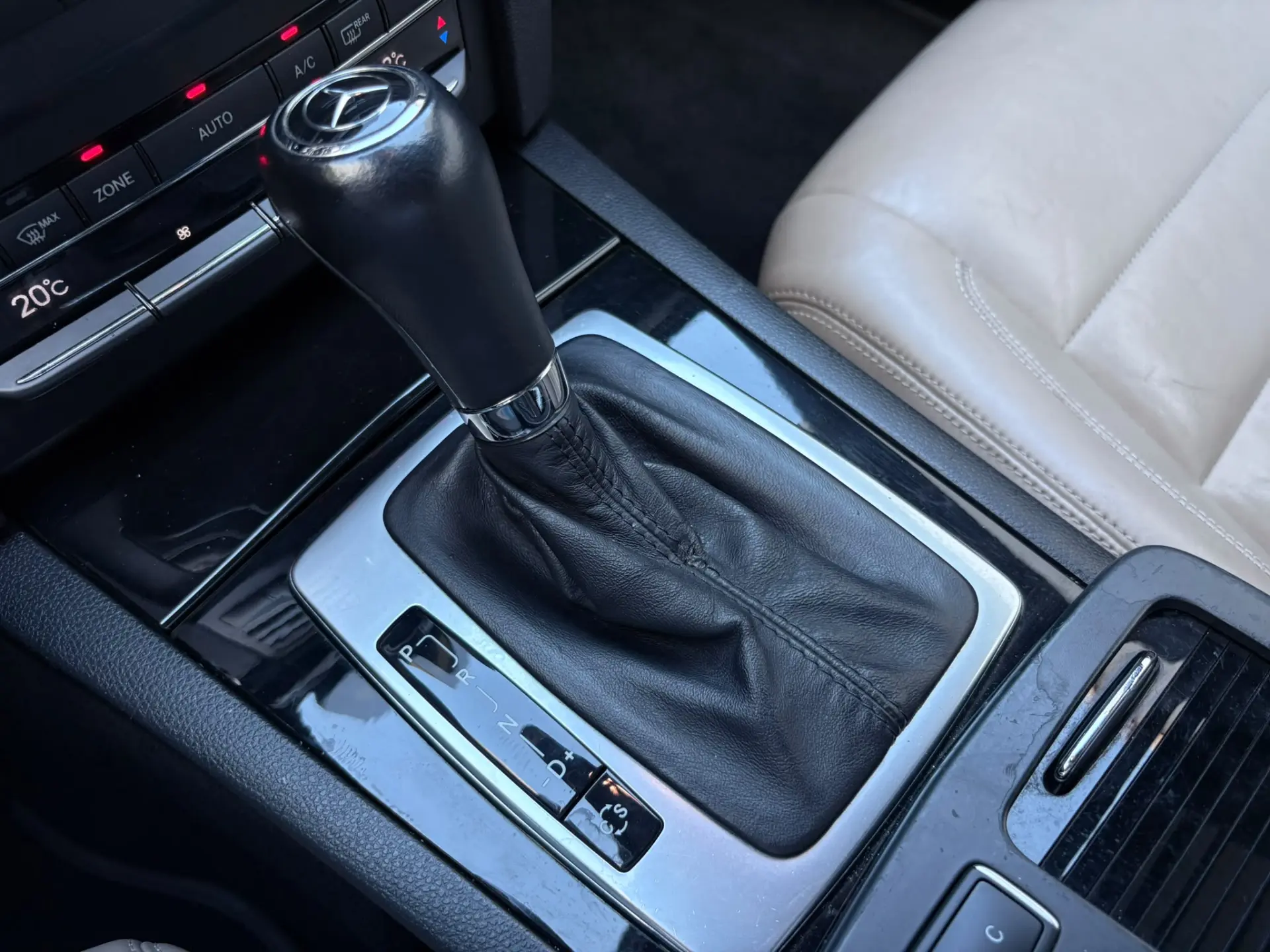 Mercedes-Benz E 350 CGi Avantgarde BlueEfficiency Auto 7