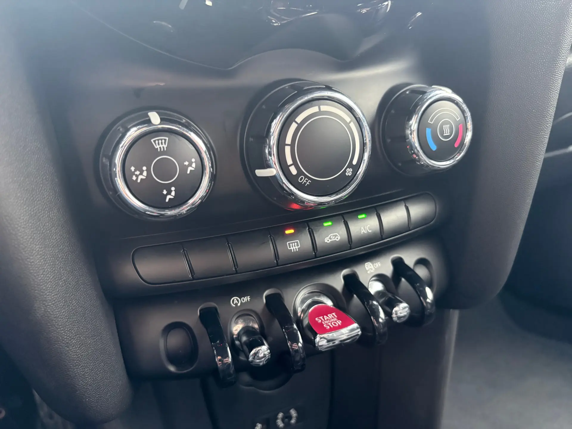 MINI 5 Portas One 48