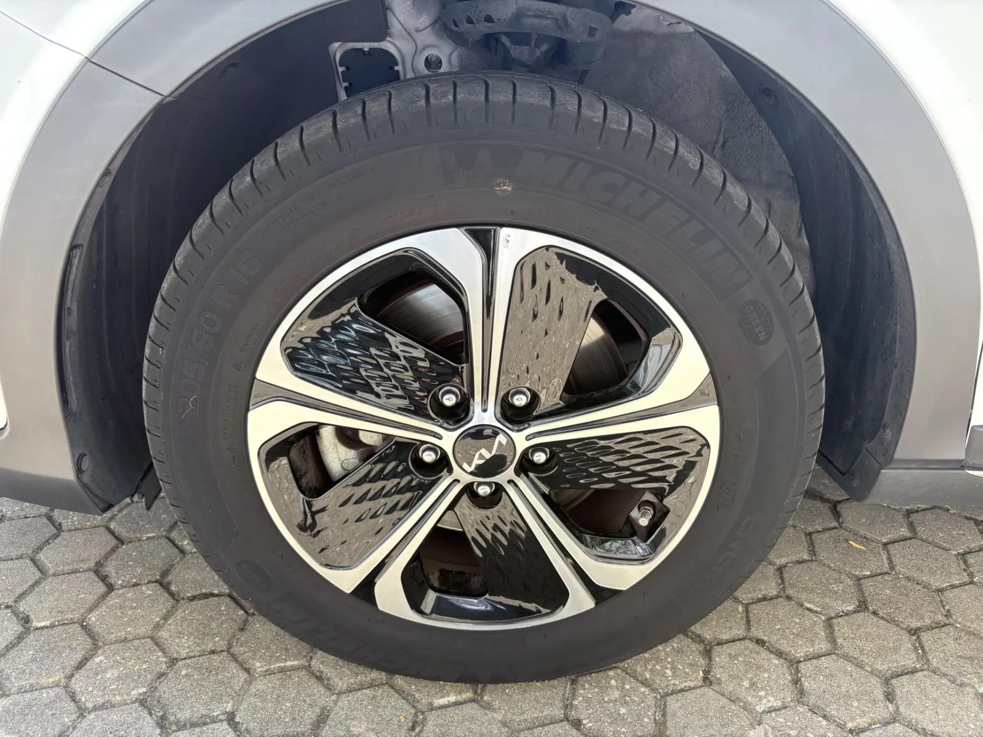 Kia XCeed 1.6 GDi PHEV Drive 11