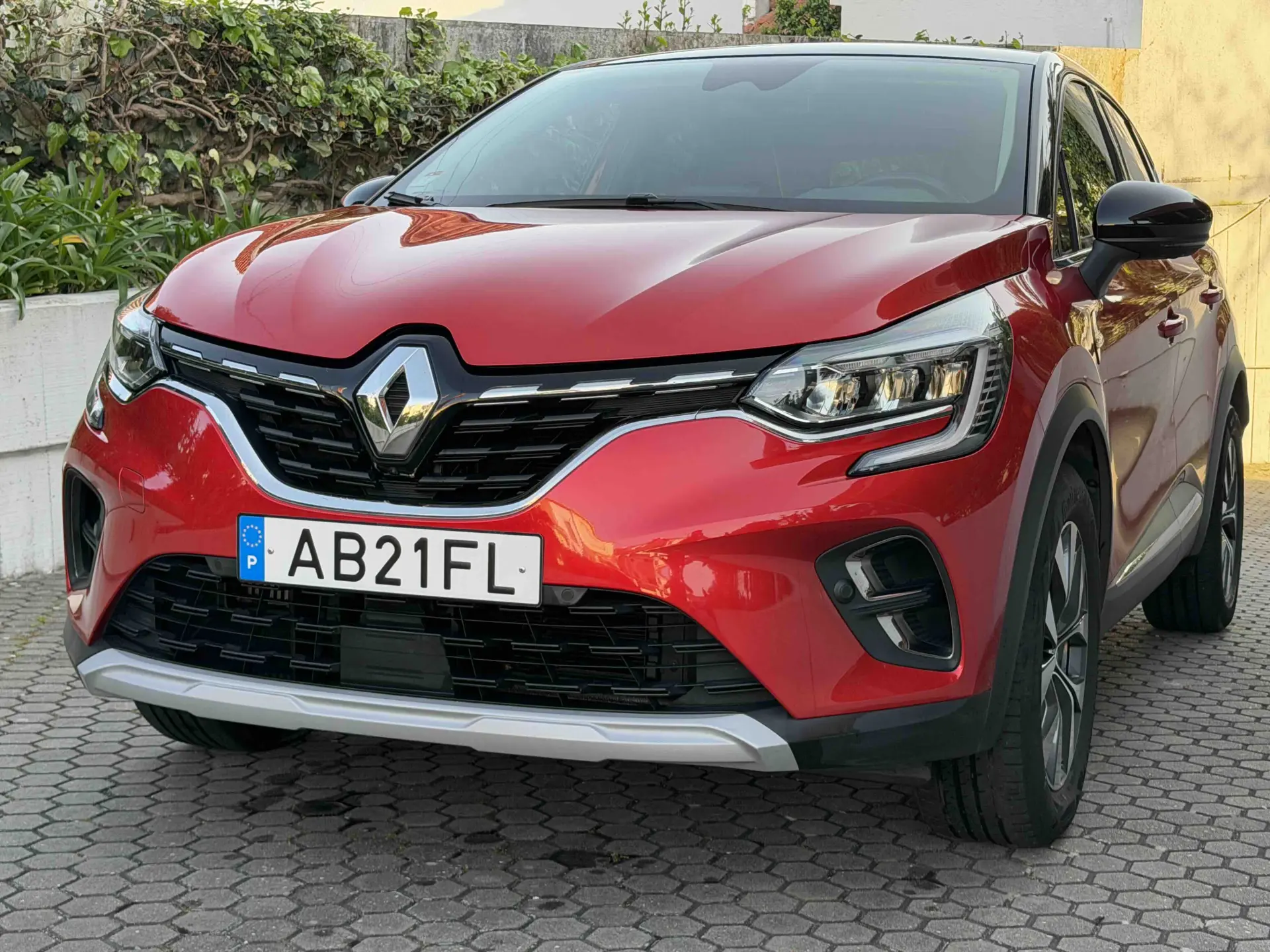 Renault Captur 1.0 TCe Exclusive 17