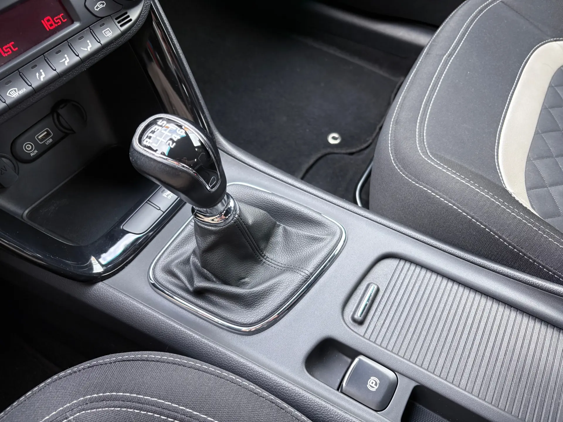 Kia Ceed 1.6 CRDi GT Line 51