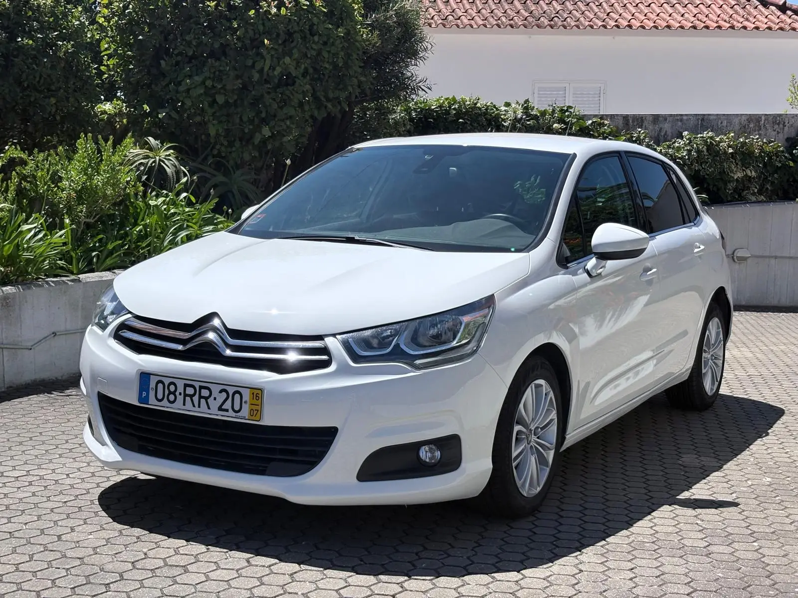 Citroen C4 1.6 BlueHDi Feel EAT6 15