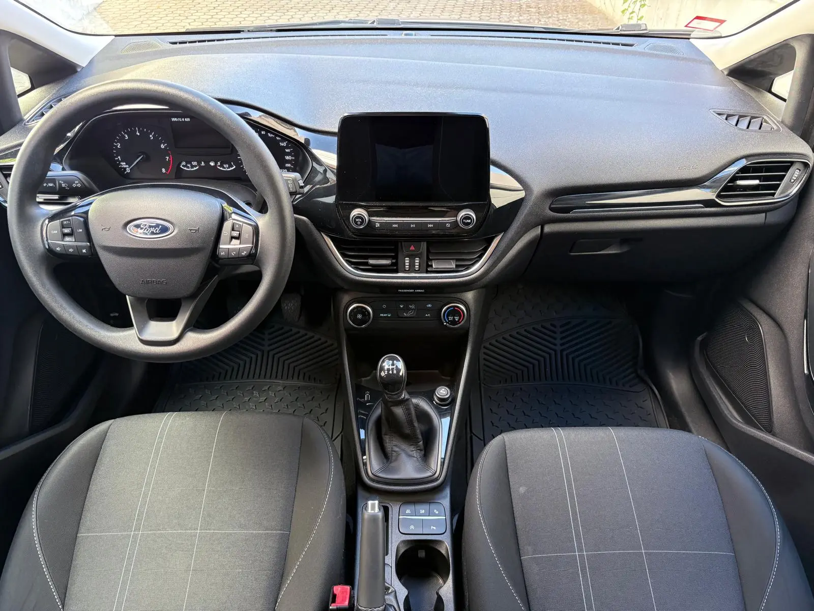 Ford Fiesta 1.1 Ti-VCT Business 6