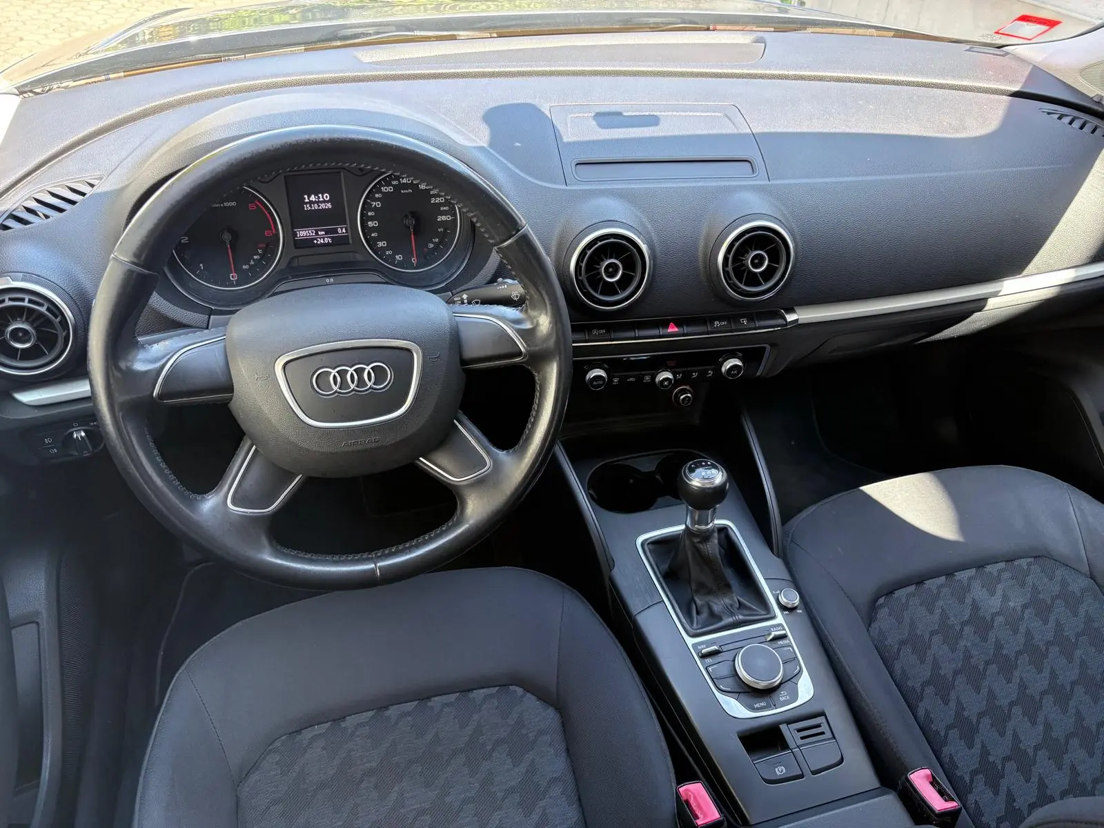 Audi A3 Limousine 1.6 TDI Attraction 29