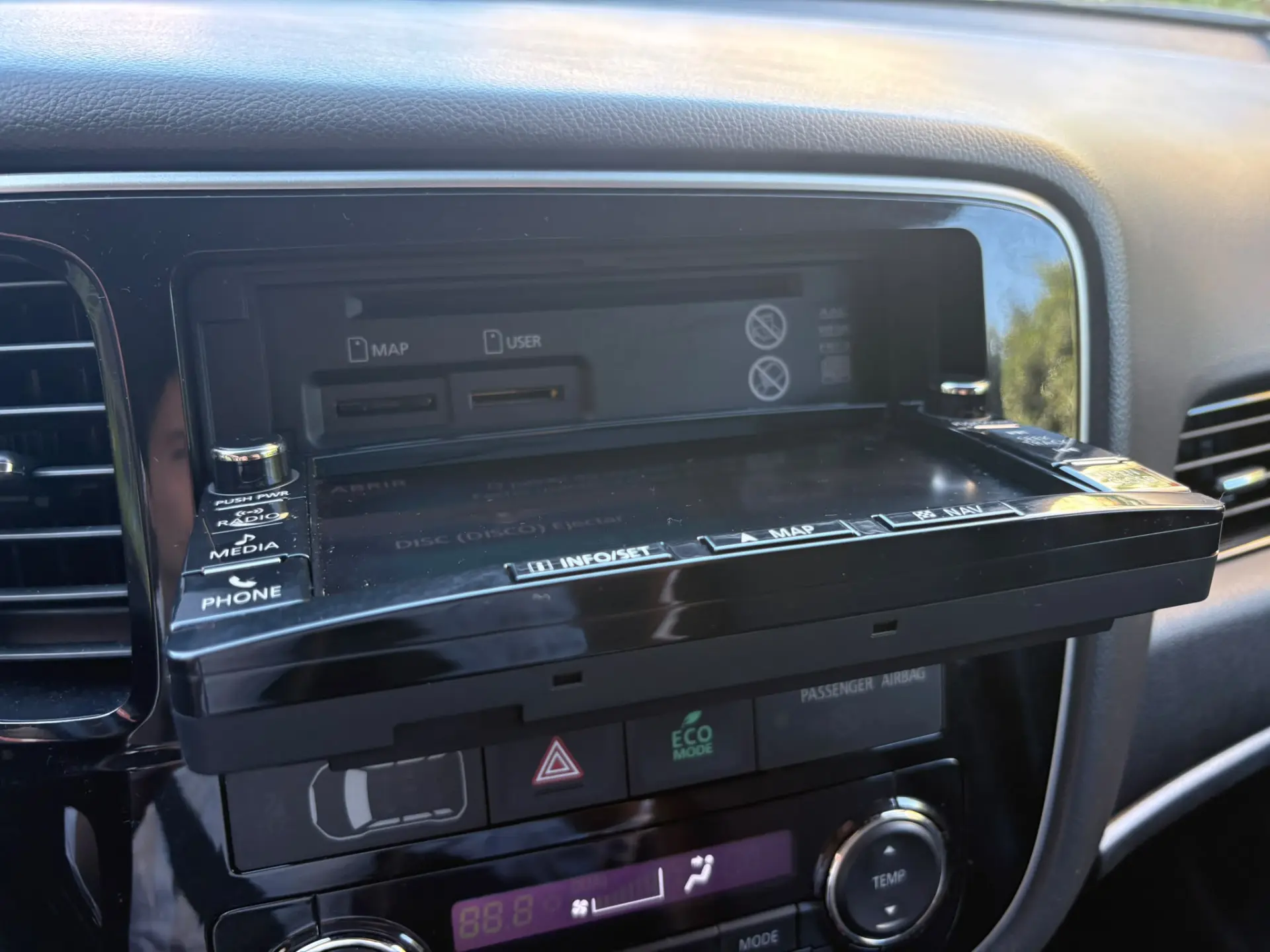 Mitsubishi Outlander 2.2 DI-D Instyle Navi 46