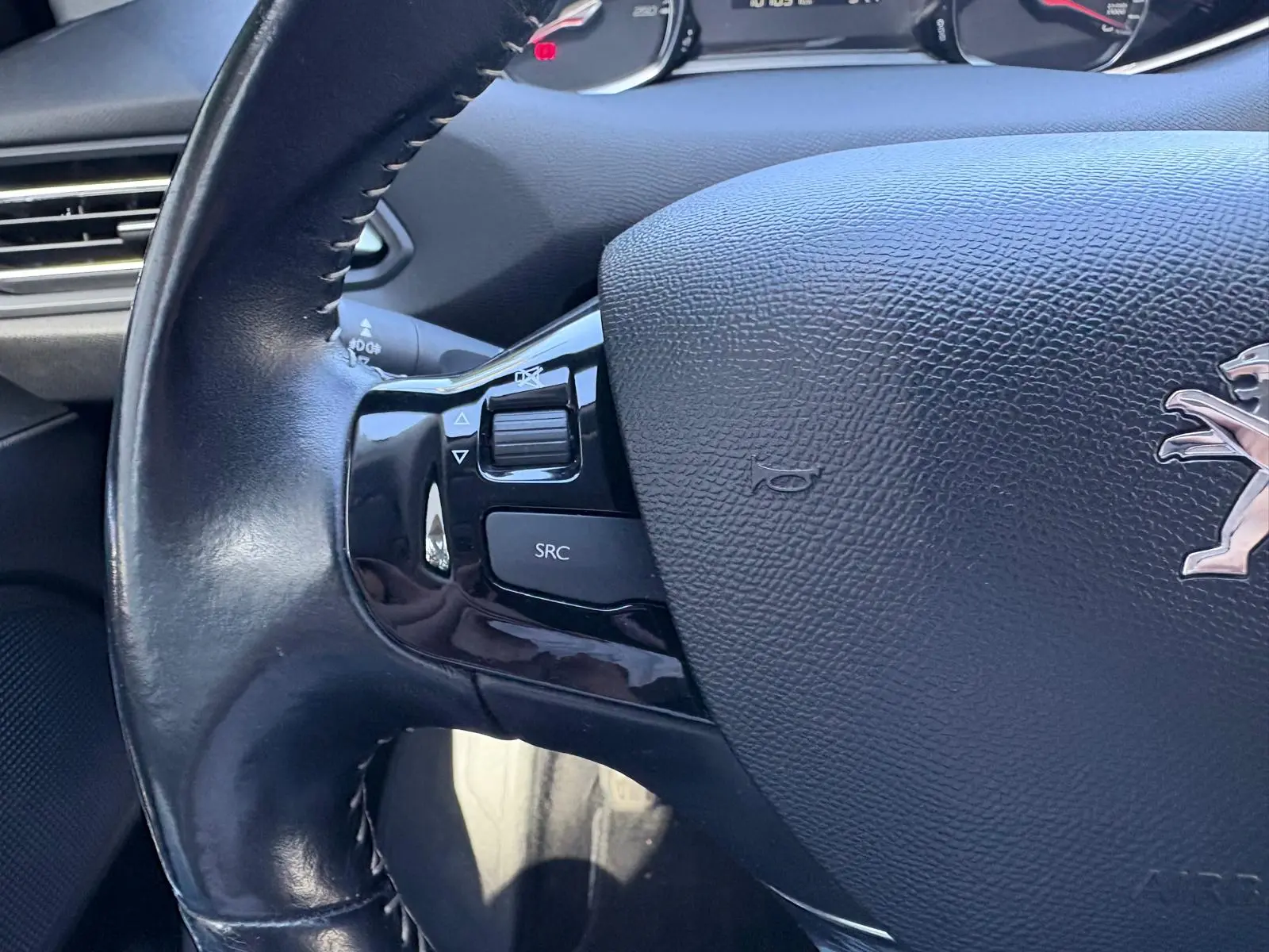 Peugeot 308 SW 1.5 BlueHDi Allure 36