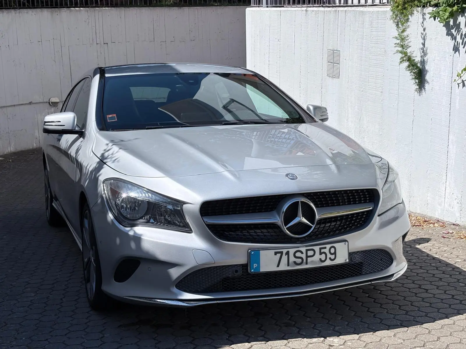 Mercedes-Benz CLA 180 d Shooting Brake Urban Aut. 15