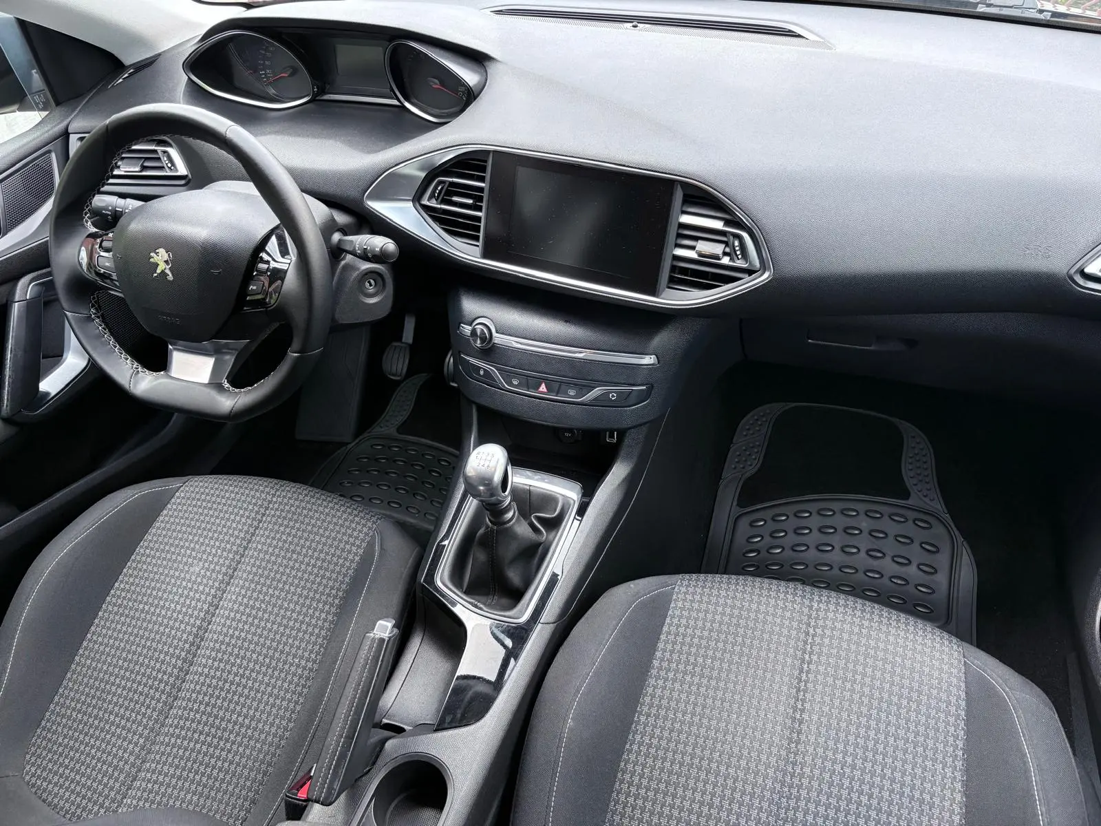 Peugeot 308 SW 1.2 PureTech Style 29