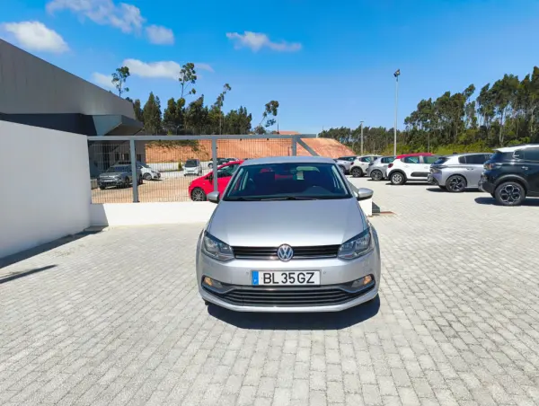 Volkswagen Polo 2