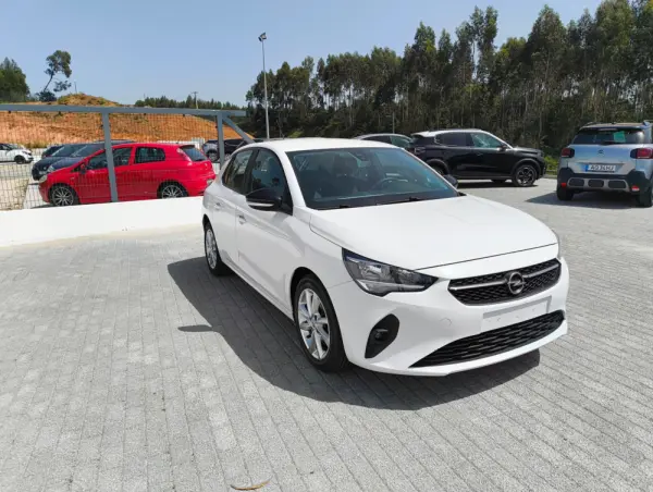 Opel Corsa 1.2 T Edition 3