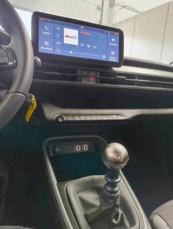 Jeep Avenger 1.2 GSE T3 Longitude 8