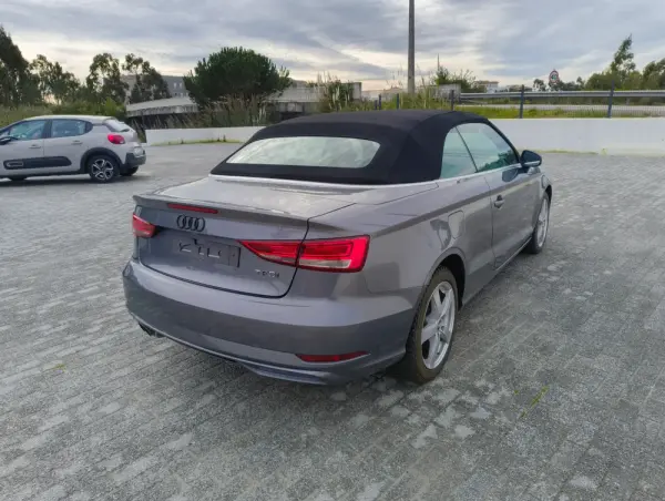 Audi A3 Cabrio 1.5 TFSI cylinder on demand S tronic sport 5