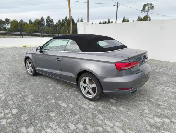 Audi A3 Cabrio 1.5 TFSI cylinder on demand S tronic sport 7