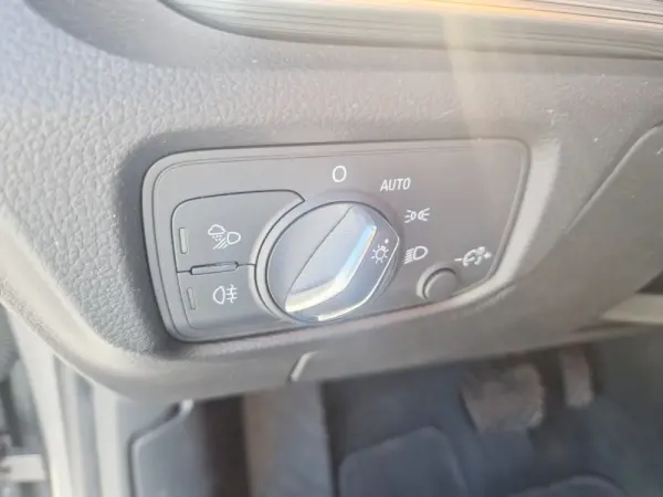 Audi A3 Cabrio 1.5 TFSI cylinder on demand S tronic sport 14