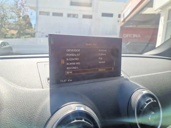 Audi A3 Cabrio 1.5 TFSI cylinder on demand S tronic sport 15