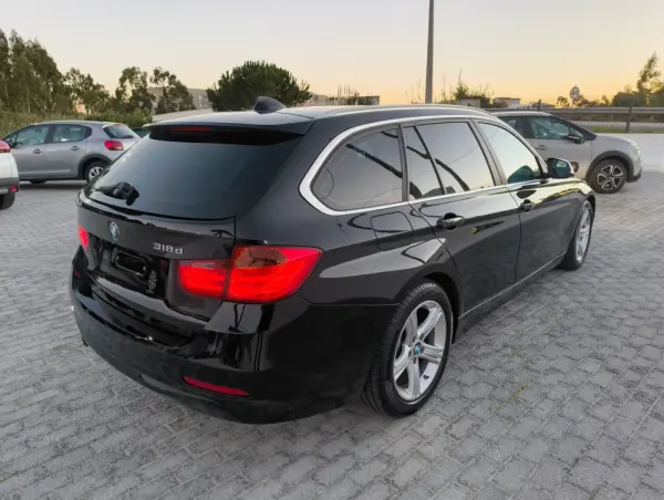 BMW 318 d Touring Aut. 5