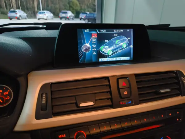 BMW 318 d Touring Aut. 17