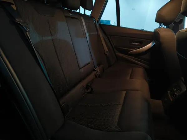 BMW 318 d Touring Aut. 24