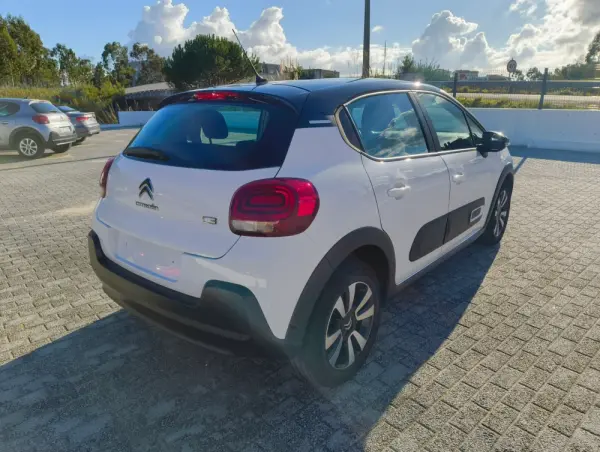 Citroën C3 1.2 PureTech Shine 5