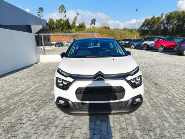Citroën C3 1.2 PureTech Shine 8