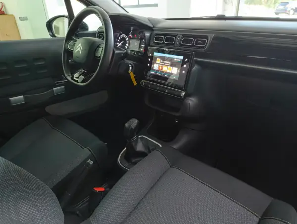 Citroën C3 1.2 PureTech Shine 12