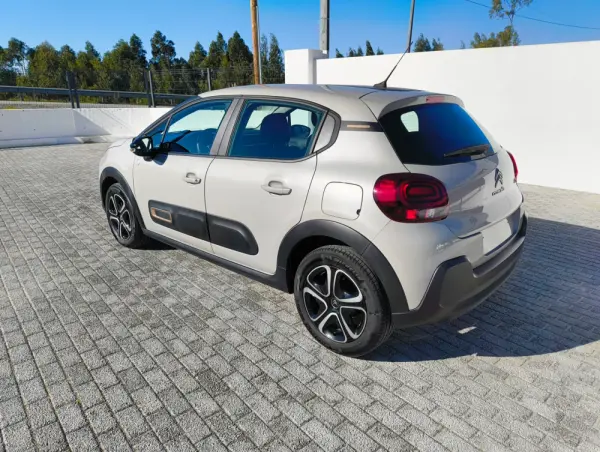 Citroën C3 1.2 PureTech C-Series 3