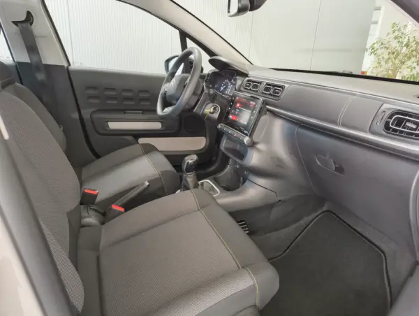Citroën C3 1.2 PureTech C-Series 18