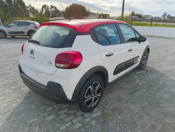 Citroën C3 1.2 PureTech Shine 5