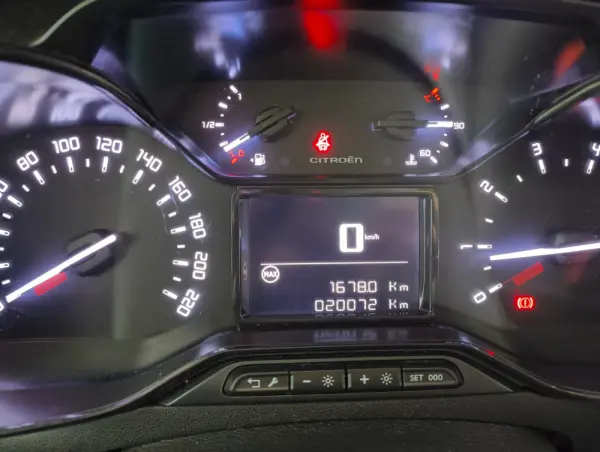 Citroën C3 1.2 PureTech Shine 9