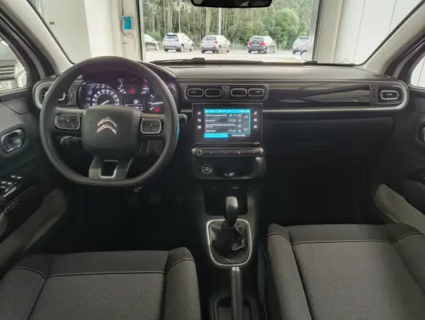 Citroën C3 1.2 PureTech Shine 15