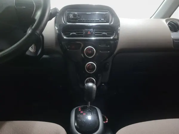 Citroën C-Zero Confort 12