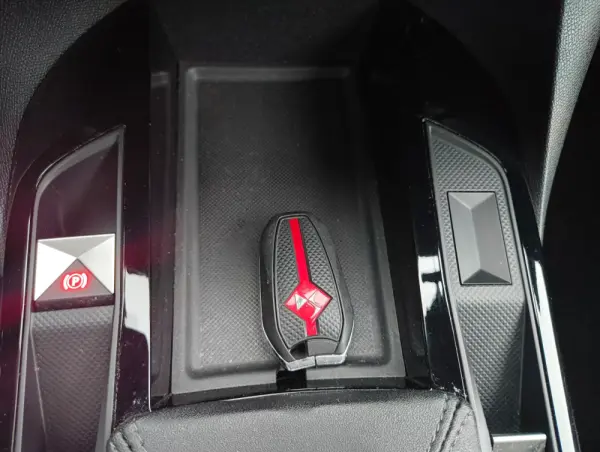 DS DS3 1.2 PureTech Performance Line 24