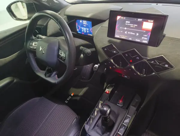 DS DS3 1.2 PureTech Performance Line 25
