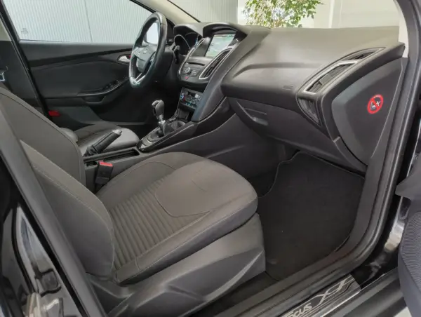 Ford Focus 1.5 TDCi Titanium 17