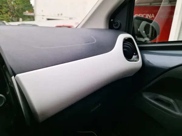 Peugeot 108 1.2 PureTech Allure 18