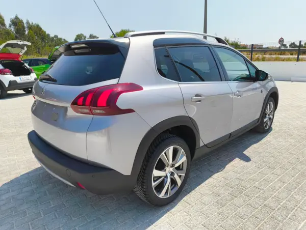 Peugeot 2008 PureTech 110 Stop&Start Crossway 4