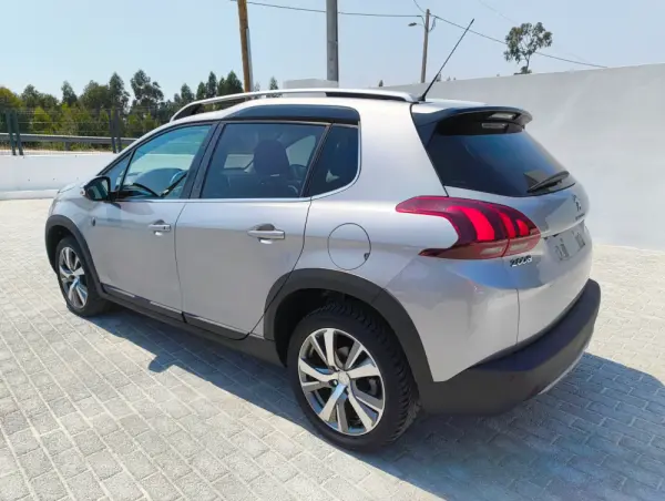 Peugeot 2008 PureTech 110 Stop&Start Crossway 7