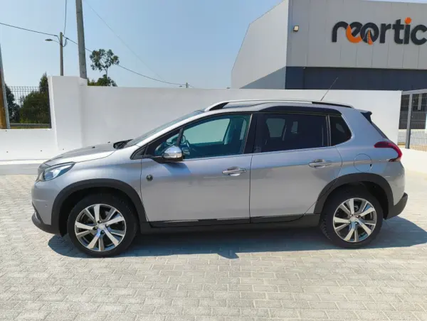 Peugeot 2008 PureTech 110 Stop&Start Crossway 8