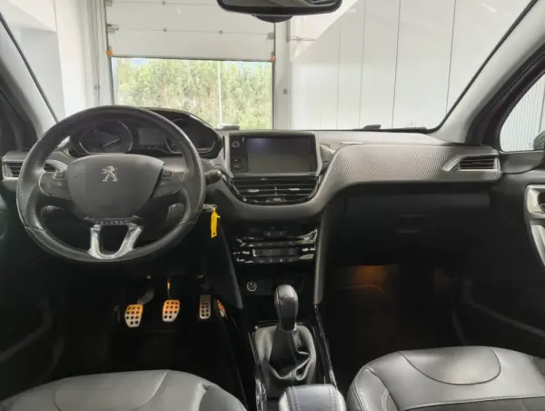 Peugeot 2008 PureTech 110 Stop&Start Crossway 14