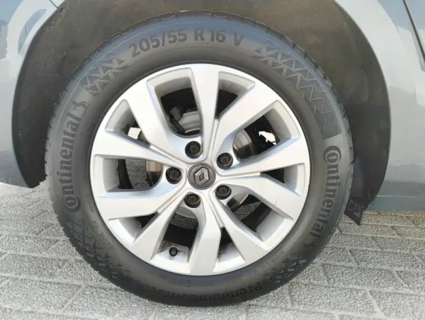 Renault Mégane 1.5 Blue dCi Limited 8